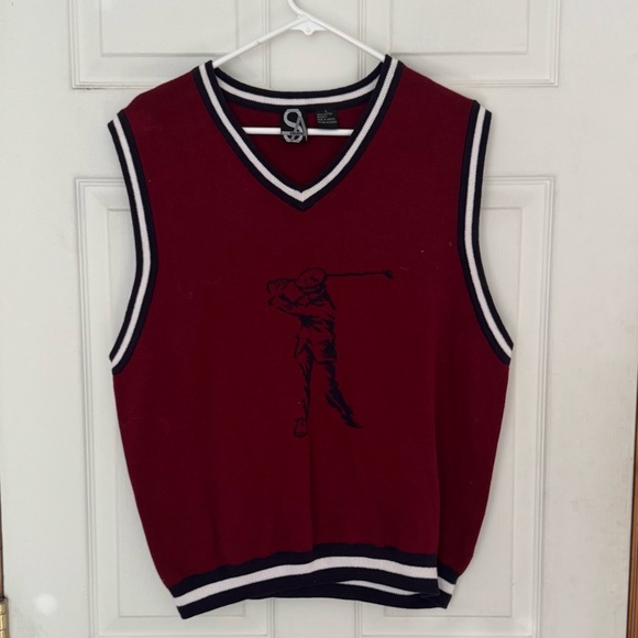 Men's V-Neck Burgundy Sweater Vest with Golf Design - Picture 1 of 3